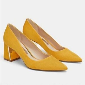 Zara Pointed-Toe Suede Block Heel Pumps in Yellow